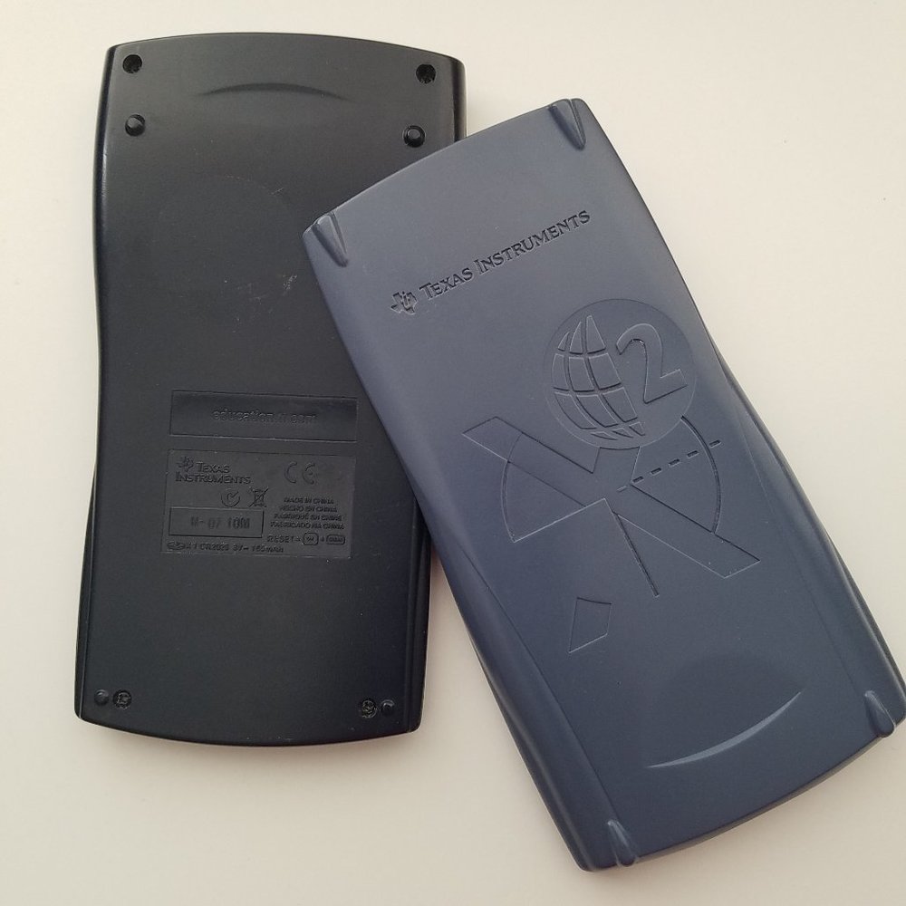 Texas Instruments TI-30XIIS Scientific Calculator - Picture 3 of 3